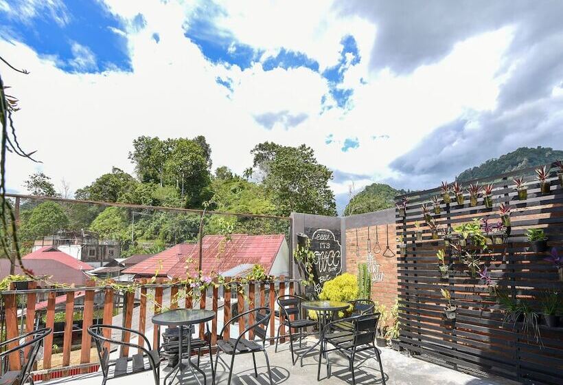 Общежитие Homestay Rumah Puti By Oyo Rooms