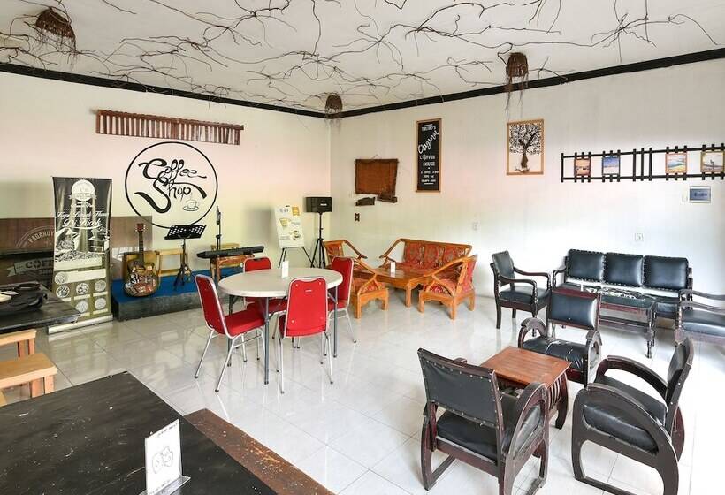 هاستل Homestay Rumah Puti By Oyo Rooms