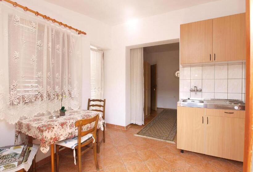 Apartment Ana 1068