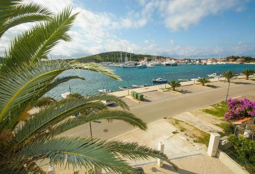 Apartments Jerkunica