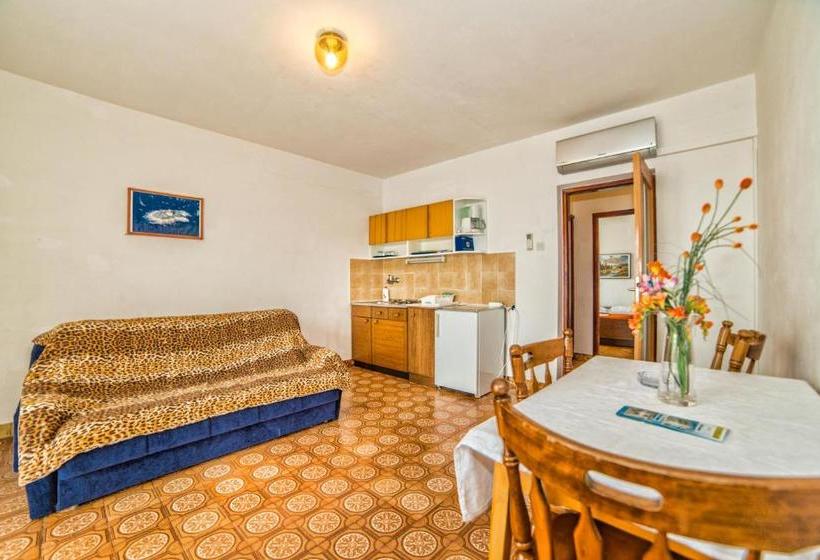 Apartments Rozarija 4224