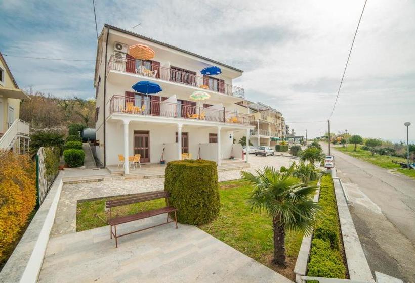 Apartments Rozarija 4224