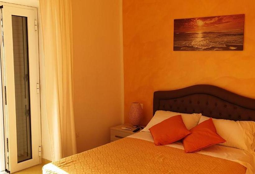 مبيت وإفطار A Un Passo Dal Mare