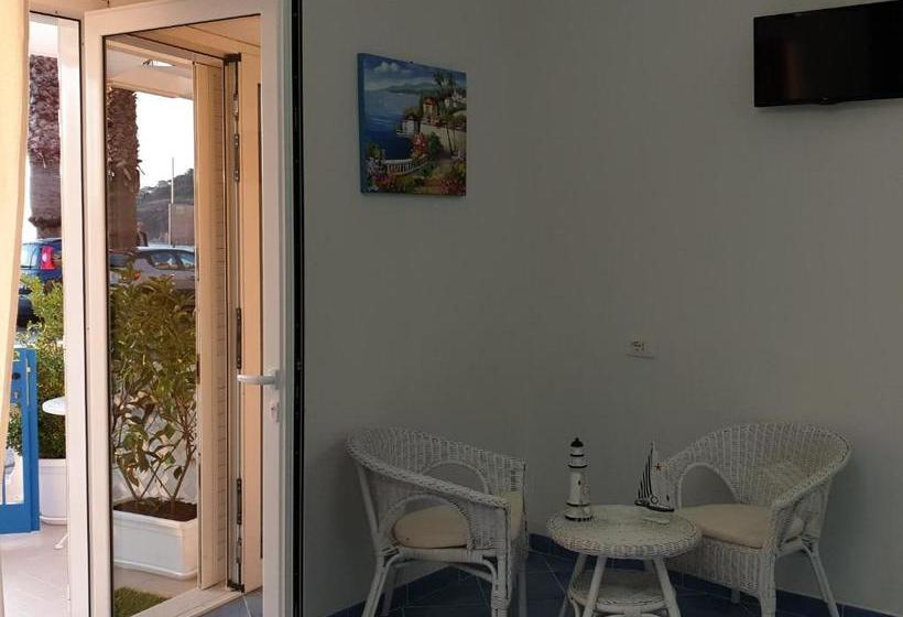 مبيت وإفطار A Un Passo Dal Mare