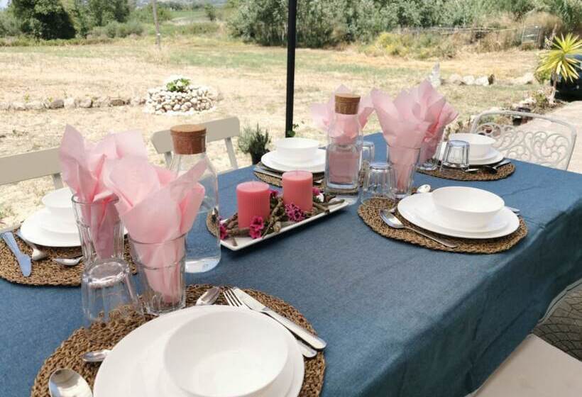 مبيت وإفطار Al Passo Di Thalia