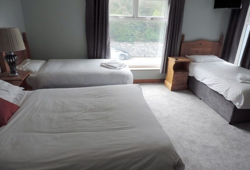 צימר Ouvane Falls