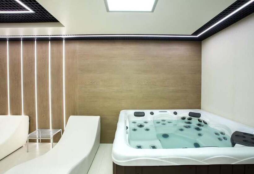 تختخواب و صبحانه Yagayaga Wellness Club