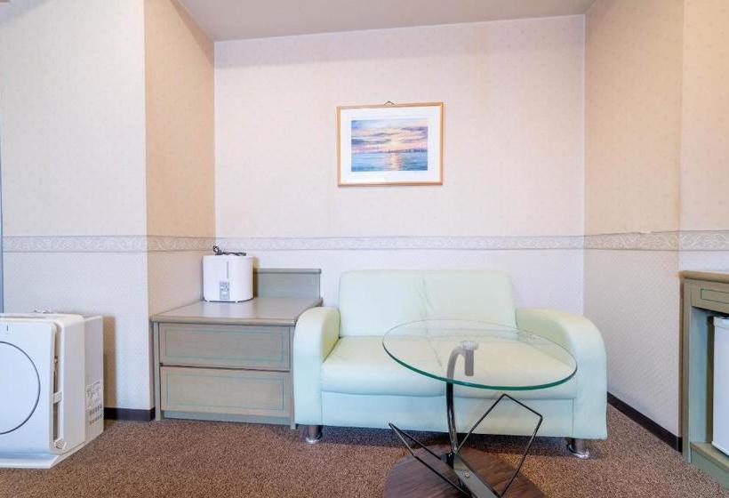 Business Hotel Nishiura Yokkaichi