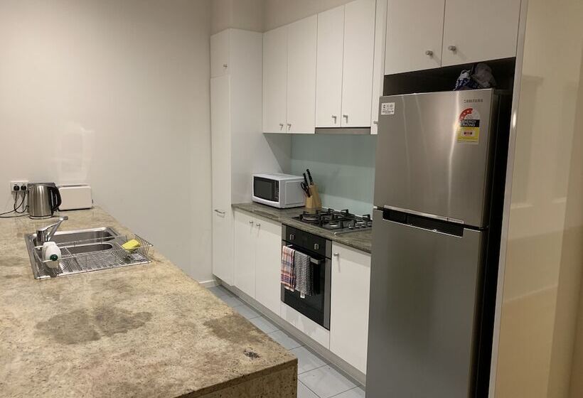 הוסטל Summer Inn City