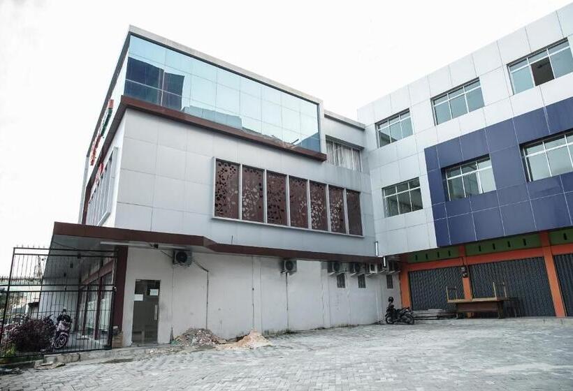 Edotel Amanah Hotel Syariah By Oyo Rooms