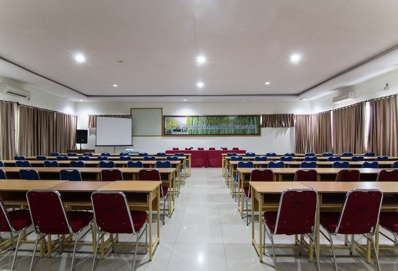 Edotel Amanah Hotel Syariah By Oyo Rooms