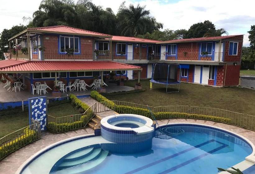 هتل Finca  La Santamaria