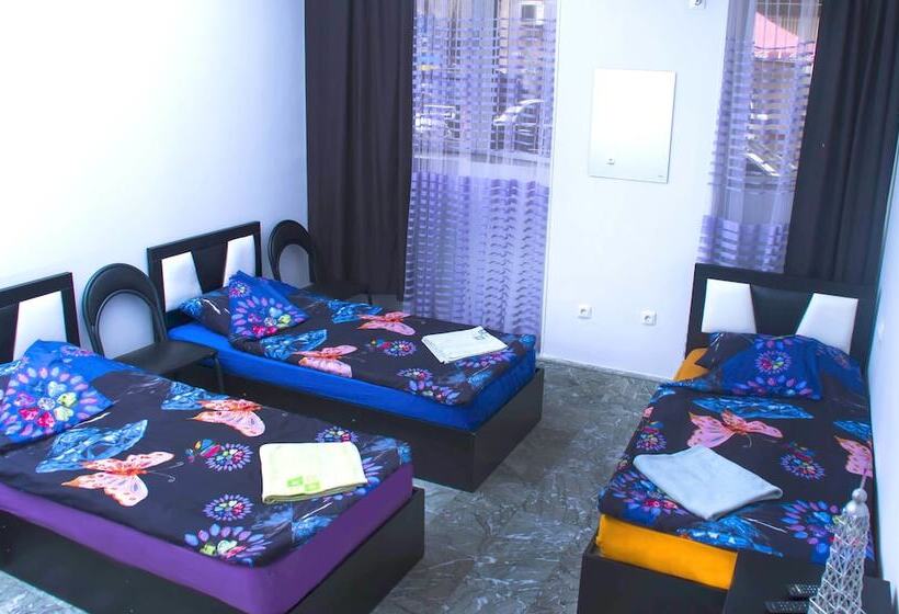 Hostel Tour Verginia