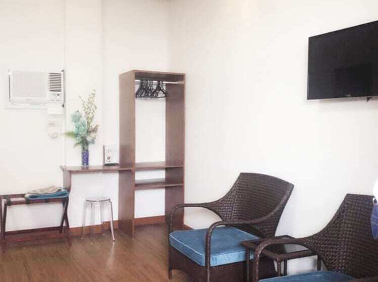 هتل Blue Waters Inn Coron Palawan