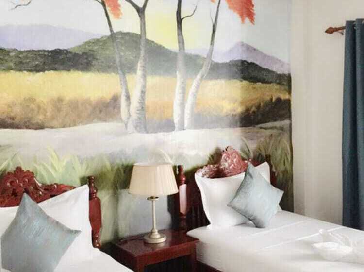 هتل Blue Waters Inn Coron Palawan