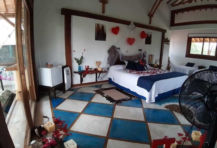 هتل Boutique La Casa Que Canta