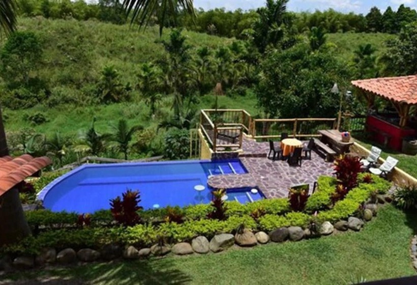 هتل Boutique La Casa Que Canta