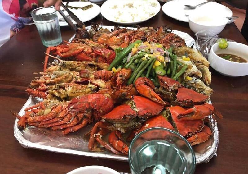 酒店 Bia S Beach House, Pagudpud