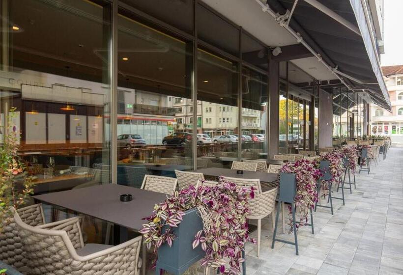 هتل Courtyard By Marriott Banja Luka