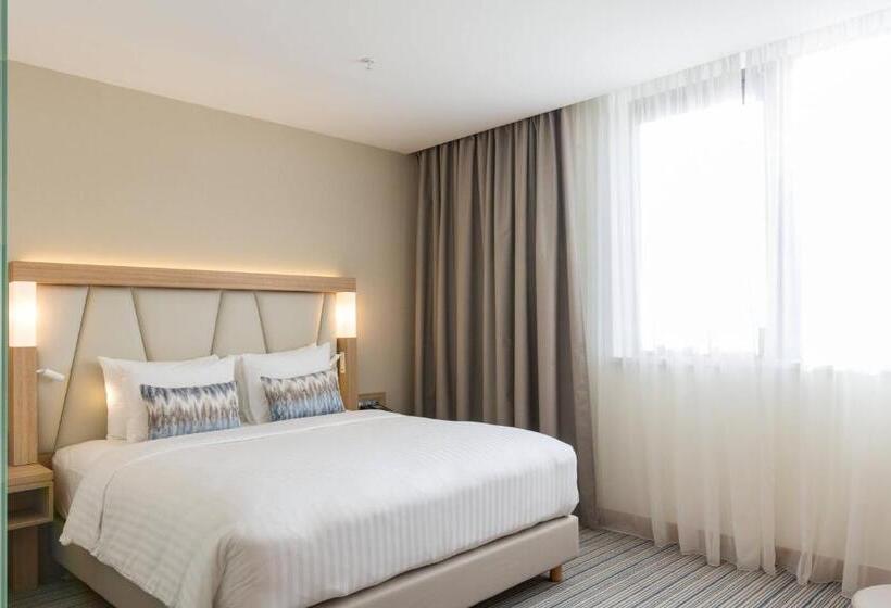 هتل Courtyard By Marriott Banja Luka