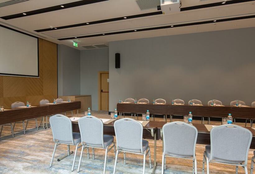 هتل Courtyard By Marriott Banja Luka