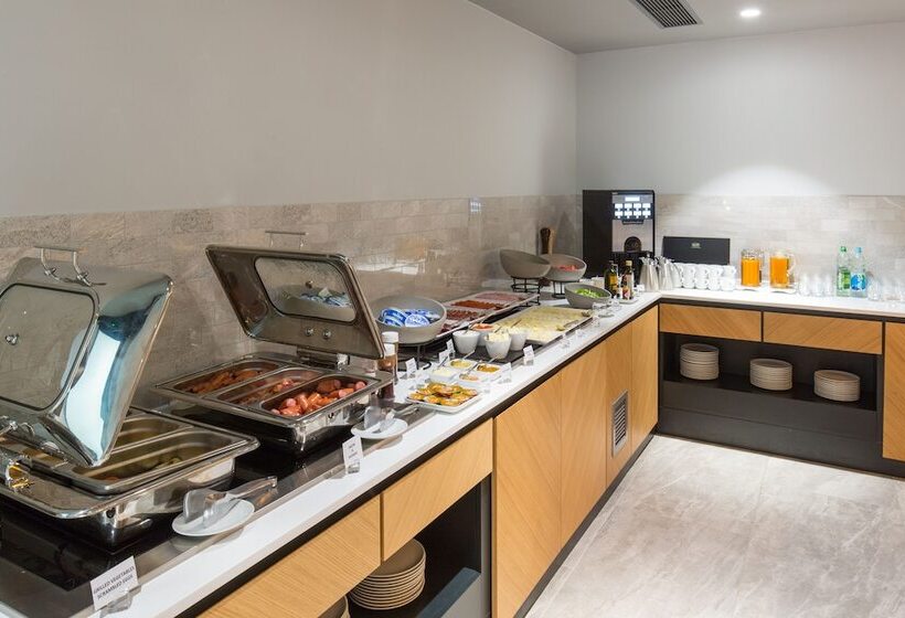 هتل Courtyard By Marriott Banja Luka