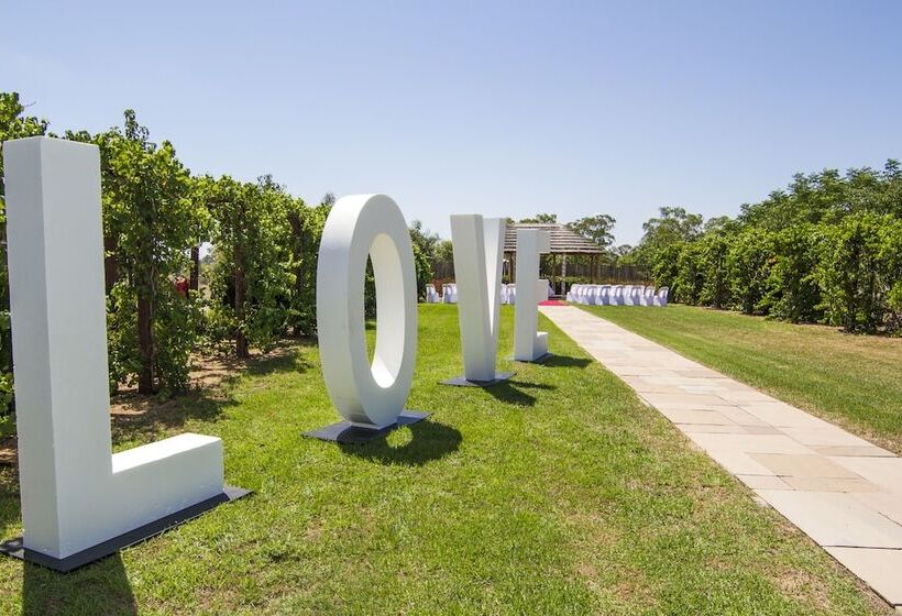 هتل Dubbo Rhino Lodge