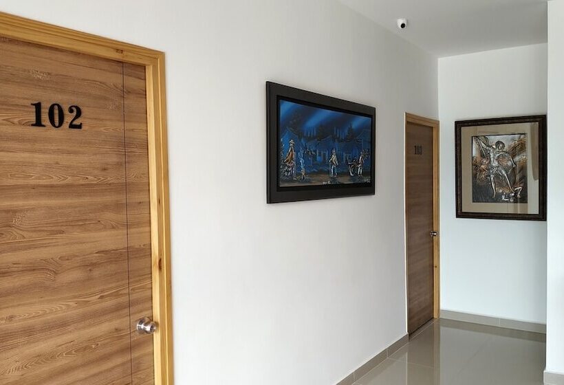 בית מלון כפרי El Cielo