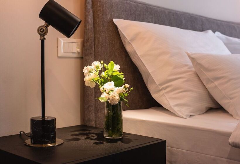 فندق Florian&godler