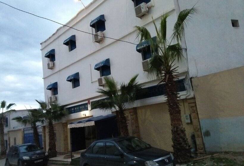 هتل Hôtel Le V. Rocher