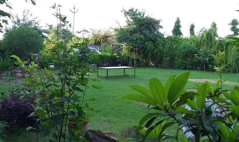 فندق Ibishouse Farm Stay