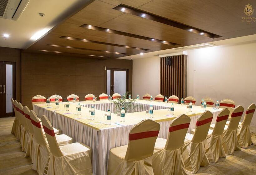 فندق Kpm Tripenta