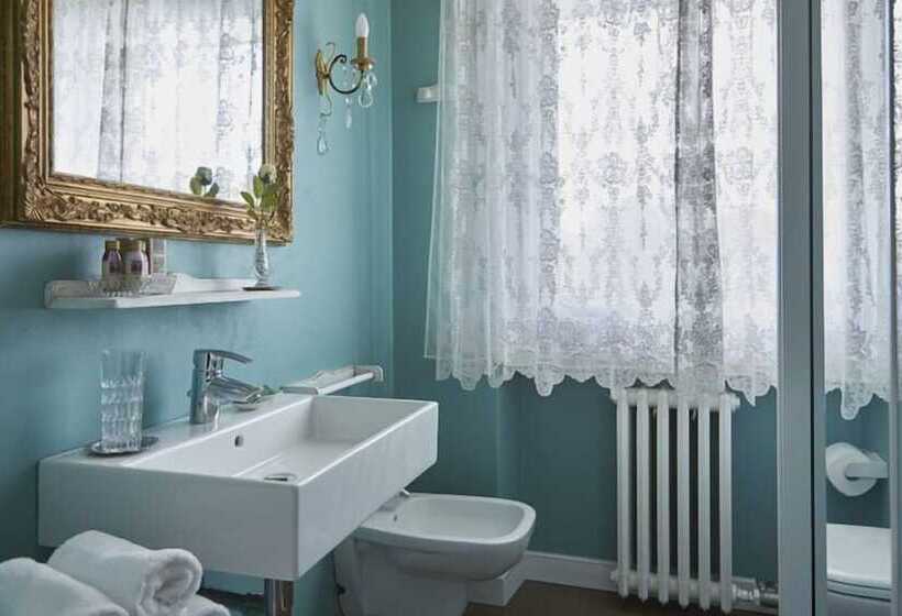 Отель La Zarabba Boutique