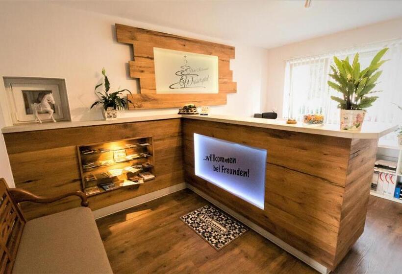 ホテル Landhaus Kürrenberg