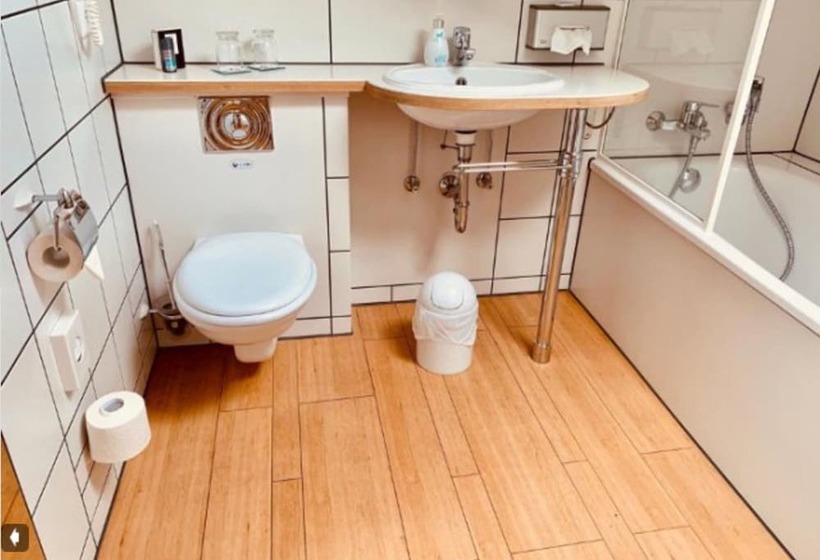 ホテル Landhaus Kürrenberg