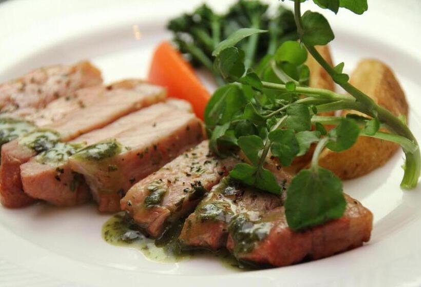 فندق Lodge Clubman