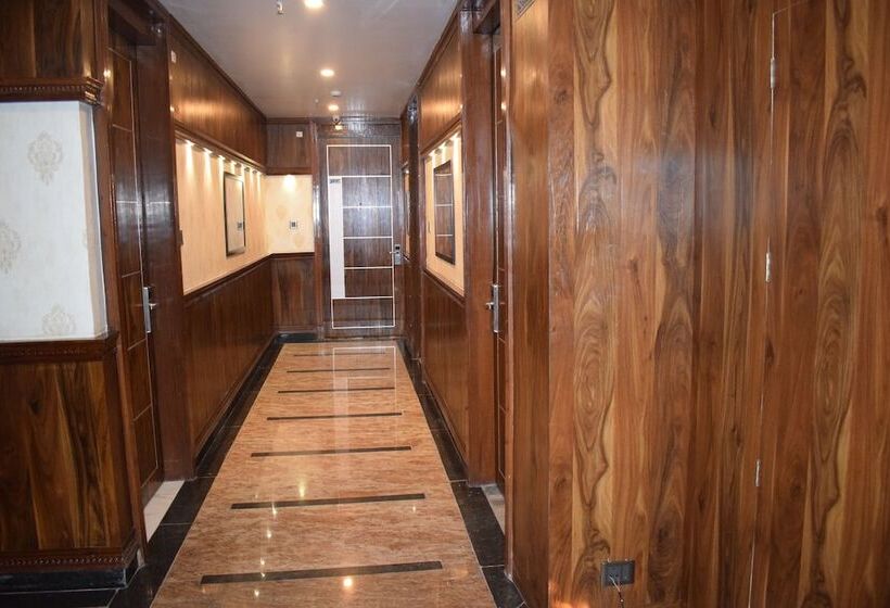 酒店 Millenia Regency