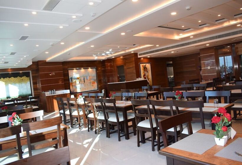 酒店 Millenia Regency