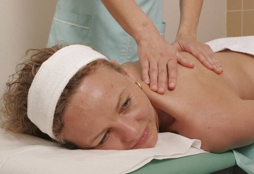 בית מלון כפרי Millennium Health Resort & Spa