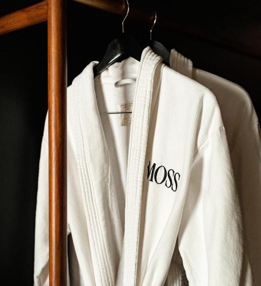هتل Moss