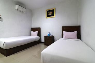 هتل Ray Inn
