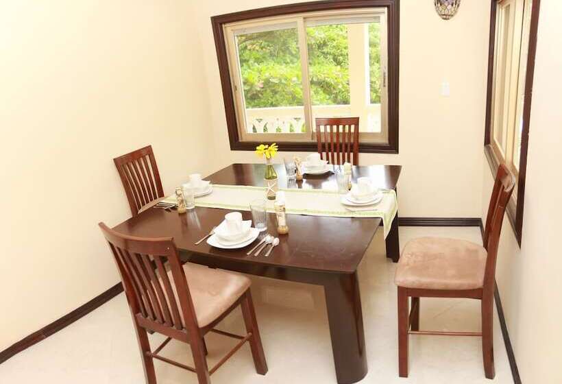 ホテル Seaside Chateau Resort