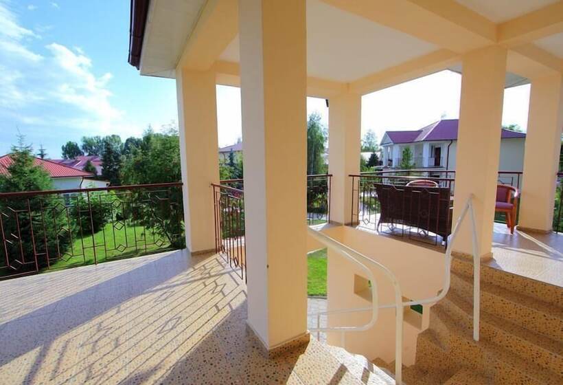 هتل Talisman Village