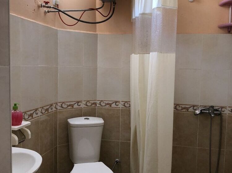 هتل Villa Gardenia Ureki