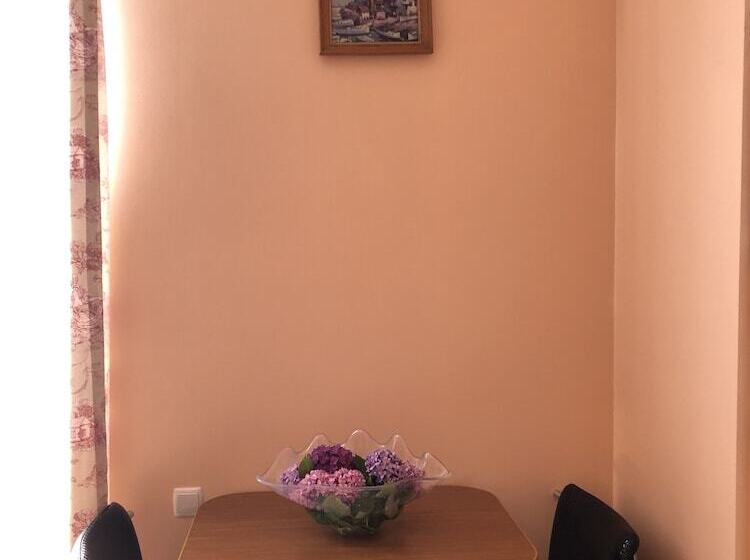 هتل Villa Gardenia Ureki