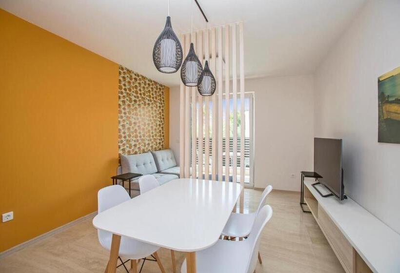 Magic Stone Apartments