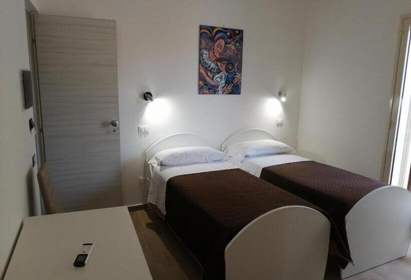 Opera Boutique Rooms