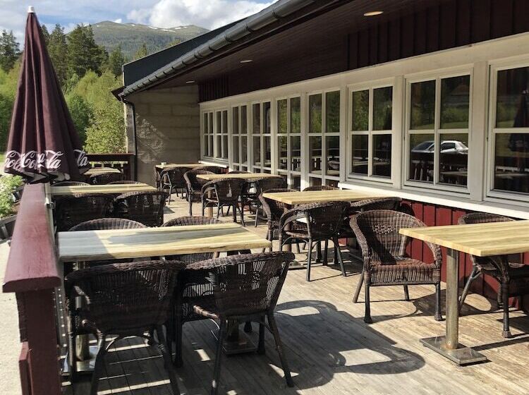 Пансион Dovreskogen Gjestegård As