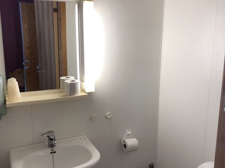 Пансион Dovreskogen Gjestegård As