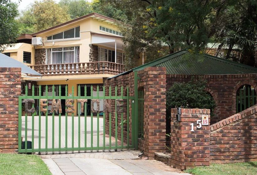 פנסיון Gemstone Guest House